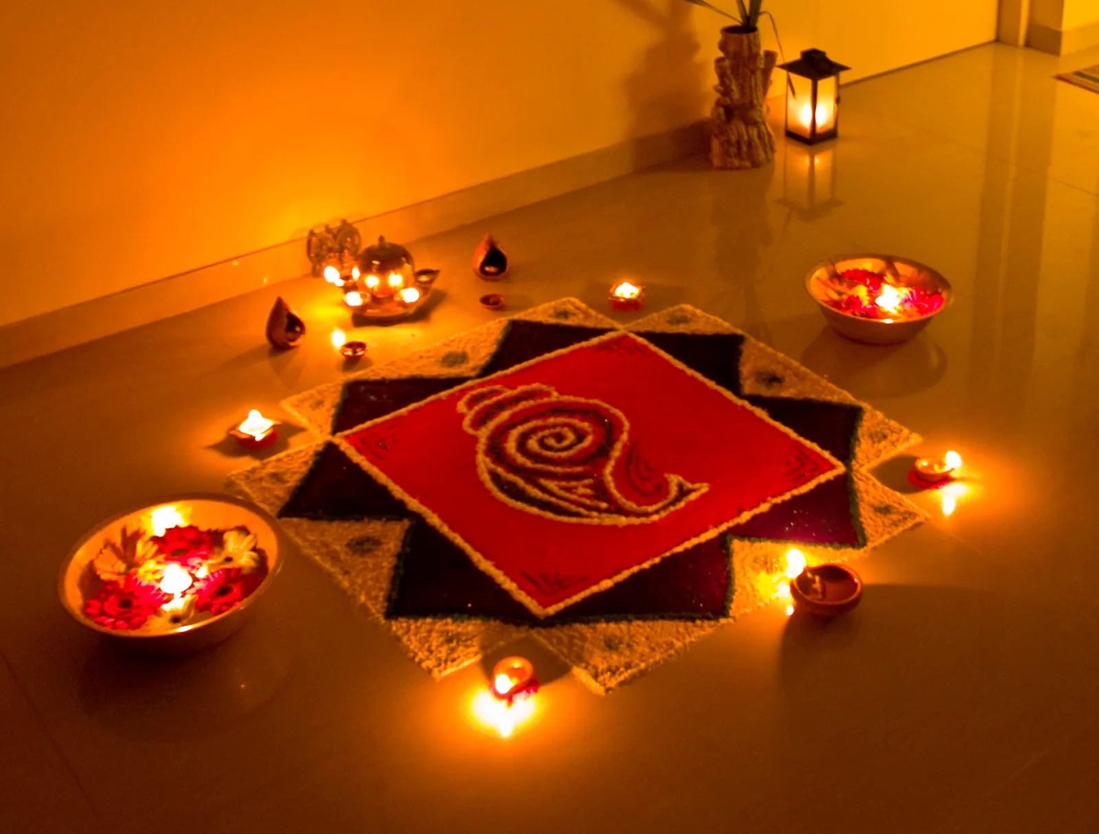 Hindu Rangoli with Simple Diyas